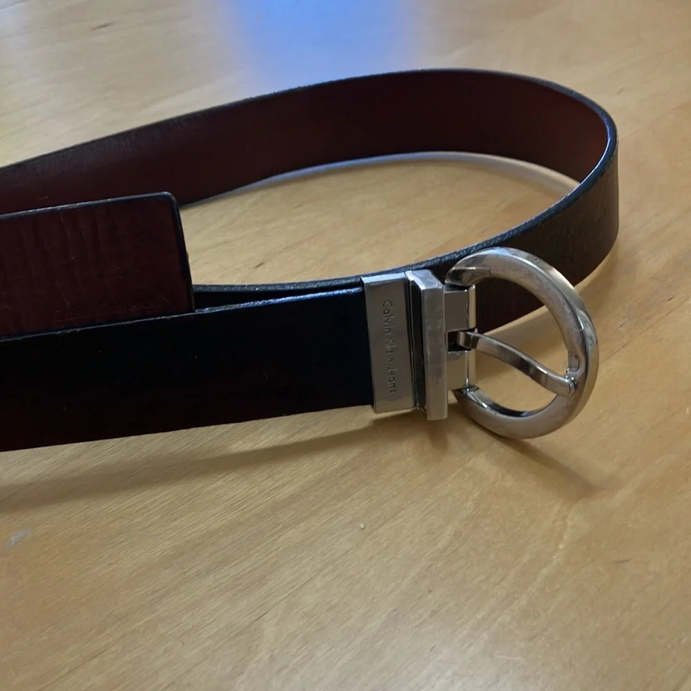 Calvin Klein Jeans  Reversible Belt Brown and Tan Size XL great condition‎
